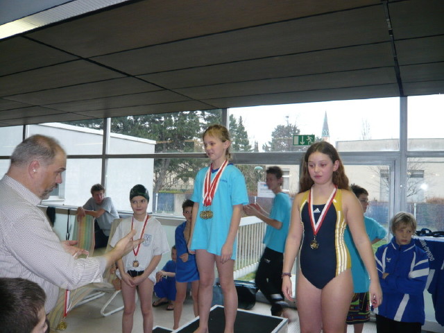 wrhallenms_1_08_conni_100k.jpg